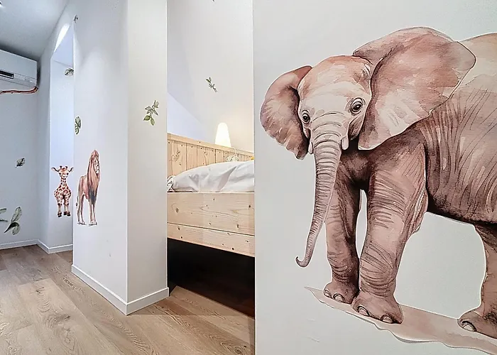 Villa Raphaëlle - close to Plopsaland De Panne!