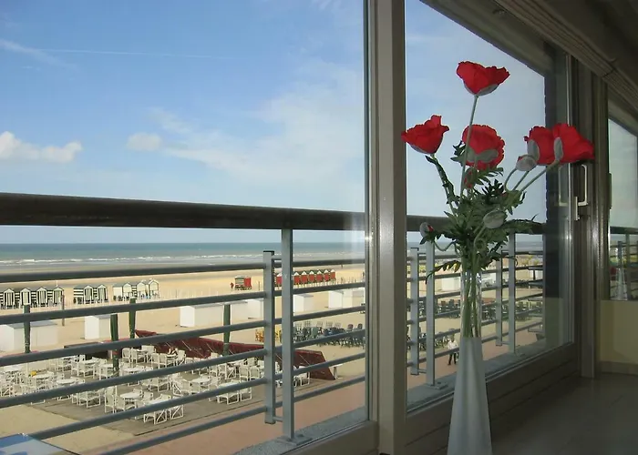 Residentie Albert-1, App.202, Zeelaan 214